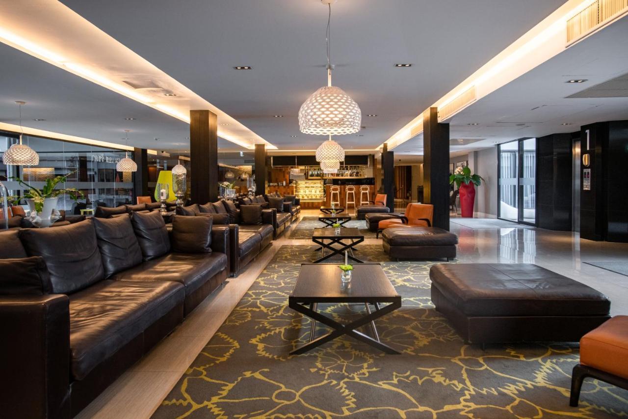 S Ratchada Leisure Hotel - Sha Plus Bangkok Exteriör bild The lobby of the hotel